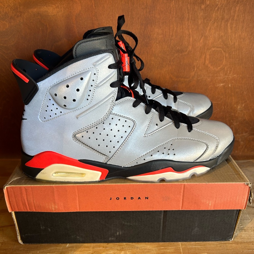 Jordan Men's Silver and Red High-Top Sneakers pre owned great condition